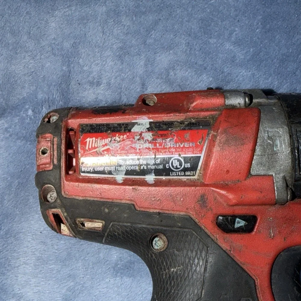 Milwaukee 2404-20 Cordless 12V Hammer Drill